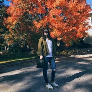 Meet your Posher, Alison